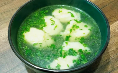 Chicken Soup With Semolina Dumplings